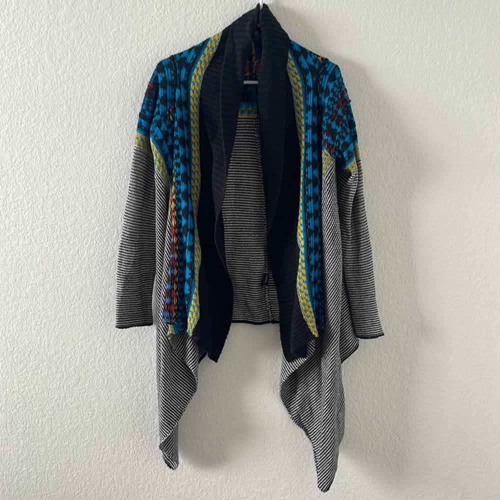 BB Dakota sweater